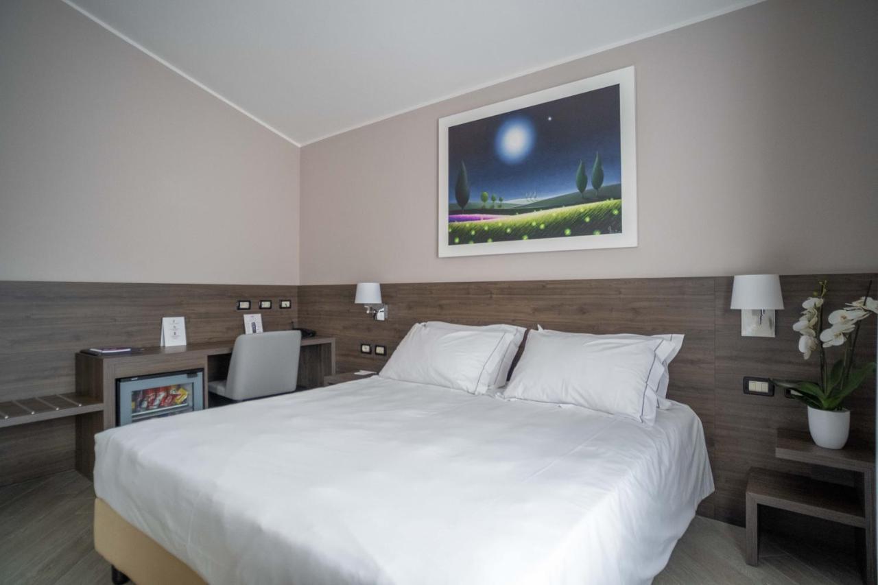 Hotel Guerro Castelvetro di Modena Luaran gambar