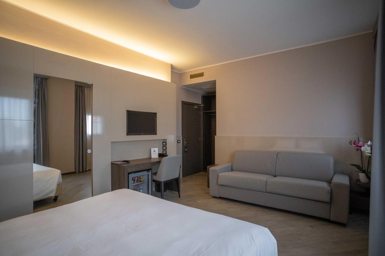 Hotel Guerro Castelvetro di Modena Luaran gambar