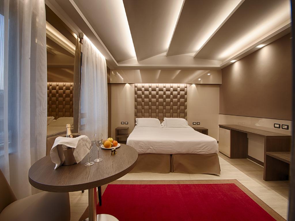 Hotel Guerro Castelvetro di Modena Luaran gambar